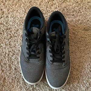 Nike SB Check Solarsoft Mens Size 10.5 Canvas Skate Shoes Black Gray